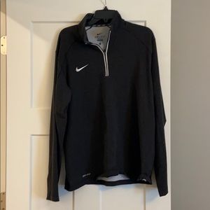 Black heather Nike pullover LG & XXL